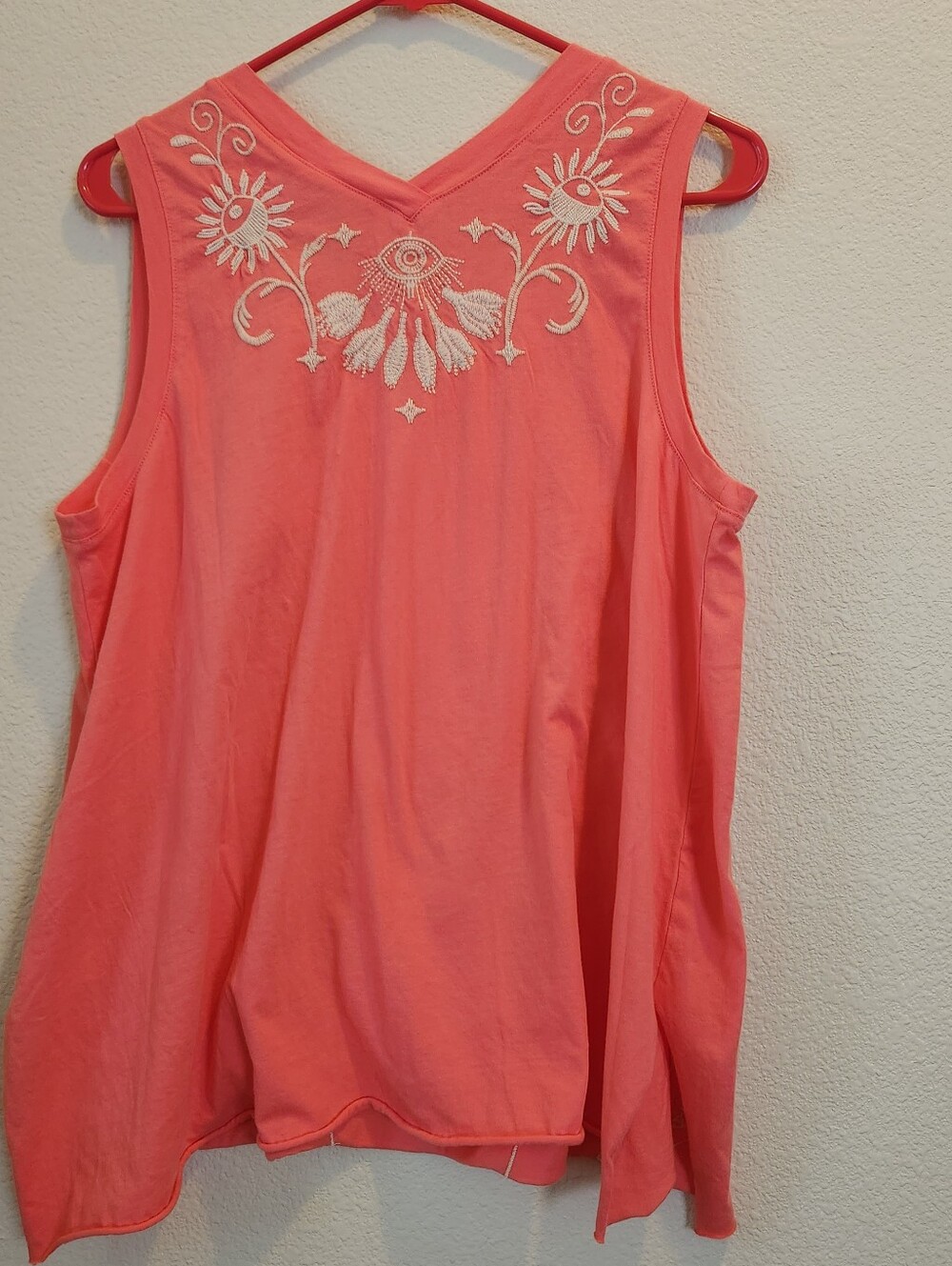 Johnny WAS V‑NECK DRAPE TANK - Picture 2 of 6